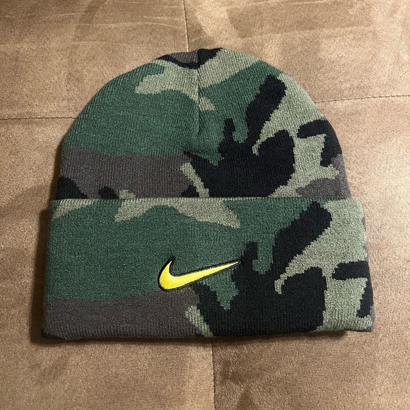 Nike Oregon Ducks beanie! - Picture 3 of 3